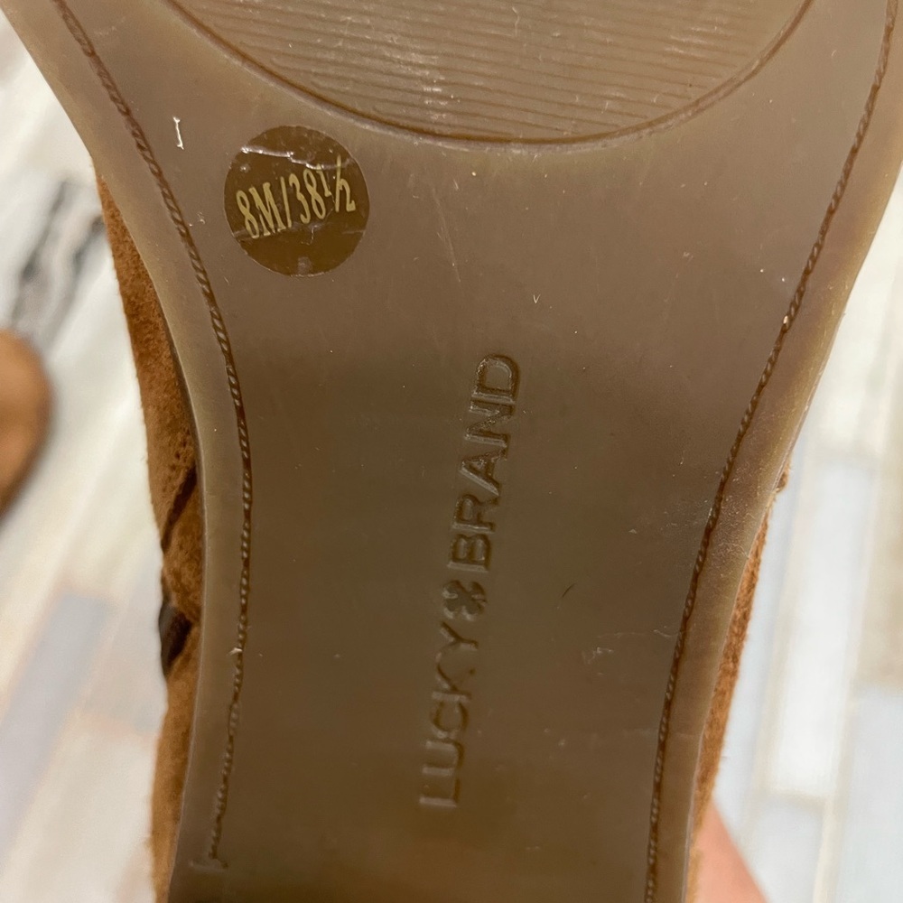 Lucky Brand peep-toe booties with cutouts in brown tan suede size 8 - Picture 12 of 15